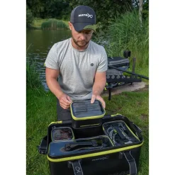 Matrix Fishing Estuche Aparejos EVA 200